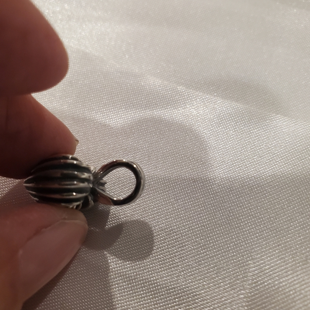 Lagos Fluted Heart Pendant W/O Chain - Picture 2 of 3